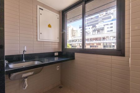 Apartamento à venda com 108m², 3 quartos e 2 vagasÁrea de Serviço