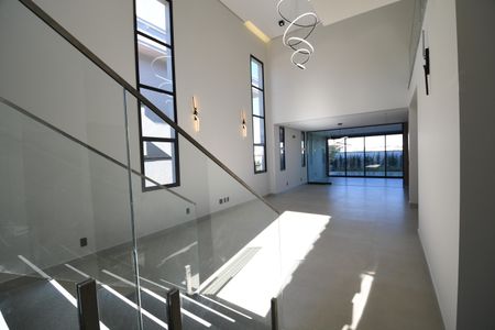 Casa de condomínio à venda com 420m², 5 quartos e 4 vagasSala