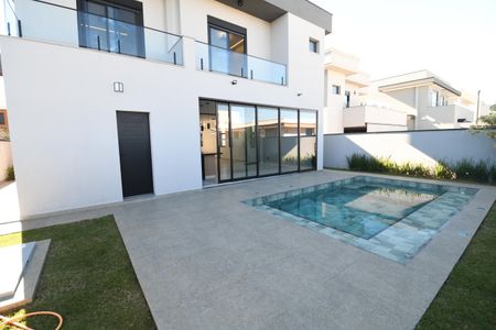 Casa de condomínio à venda com 420m², 5 quartos e 4 vagasÁrea comum