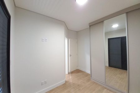 Casa de condomínio à venda com 300m², 4 quartos e 4 vagasQuarto 1 - Suíte