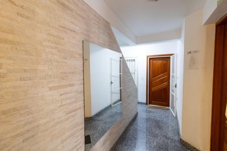 Apartamento à venda com 74m², 3 quartos e 1 vagaHall de entrada