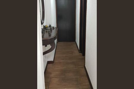 Casa à venda com 173m², 3 quartos e 4 vagas