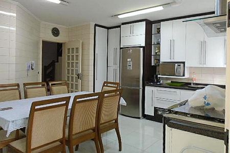 Casa à venda com 120m², 3 quartos e 2 vagas