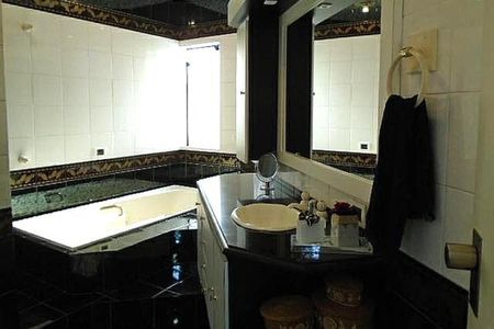 Casa à venda com 120m², 3 quartos e 2 vagas