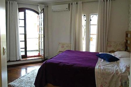 Casa à venda com 120m², 3 quartos e 2 vagas