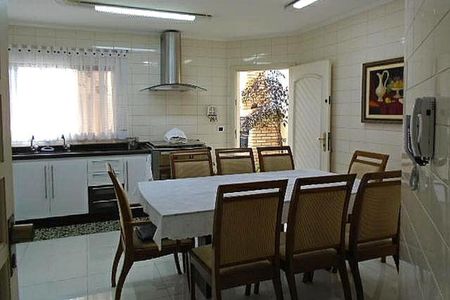 Casa à venda com 120m², 3 quartos e 2 vagas