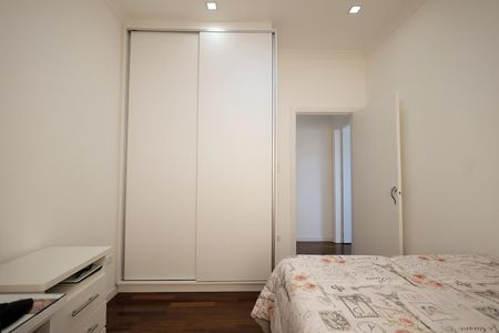 Casa à venda com 231m², 2 quartos e 2 vagasQuarto 1