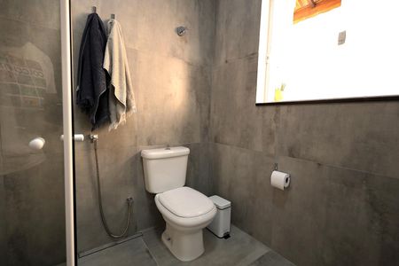 Casa à venda com 231m², 2 quartos e 2 vagasBanheiro
