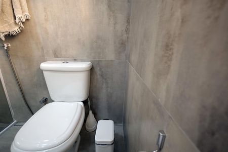 Casa à venda com 231m², 2 quartos e 2 vagasBanheiro