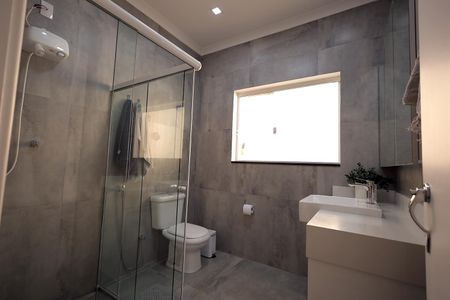 Casa à venda com 231m², 2 quartos e 2 vagasBanheiro