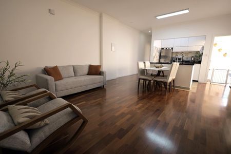 Sala de casa à venda com 2 quartos, 231m² em Vila Assunção, Santo André