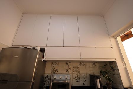 Casa à venda com 231m², 2 quartos e 2 vagasCozinha