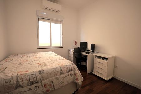 Casa à venda com 231m², 2 quartos e 2 vagasQuarto 1