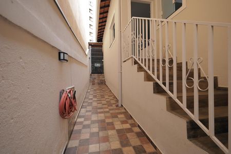 Casa à venda com 231m², 2 quartos e 2 vagasCorredor