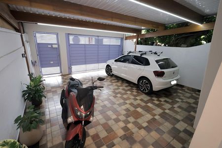 Casa à venda com 231m², 2 quartos e 2 vagasGaragem