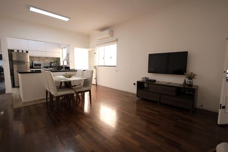 Sala de casa à venda com 2 quartos, 231m² em Vila Assunção, Santo André