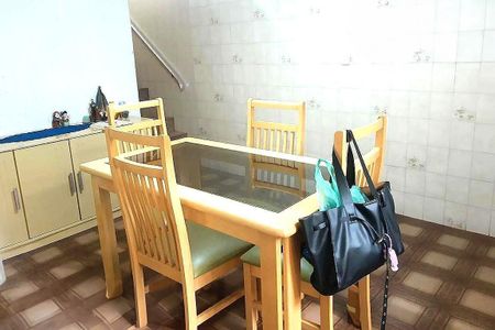 Casa à venda com 200m², 3 quartos e 2 vagas