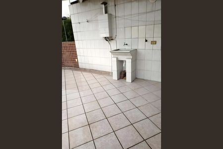 Casa à venda com 209m², 4 quartos e 4 vagas