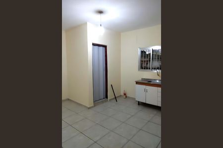 Casa à venda com 209m², 4 quartos e 4 vagas