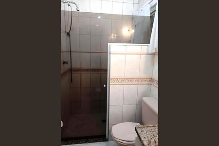 Casa à venda com 209m², 4 quartos e 4 vagas