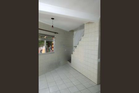 Casa à venda com 209m², 4 quartos e 4 vagas