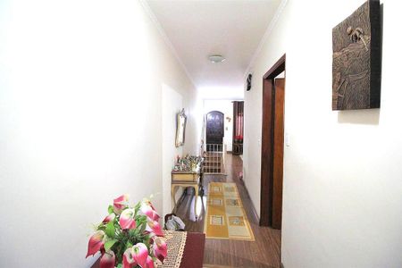 Casa à venda com 129m², 4 quartos e 2 vagas