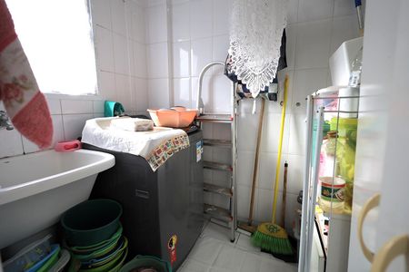 Apartamento à venda com 74m², 2 quartos e 1 vagaÁrea de Serviço