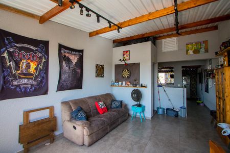 Casa à venda com 72m², 2 quartos e 3 vagasEspaço gourmet