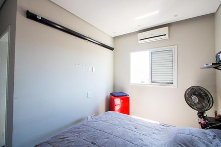 Casa à venda com 72m², 2 quartos e 3 vagasSuíte 2