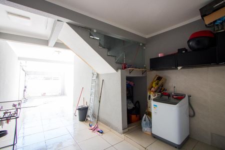 Casa à venda com 72m², 2 quartos e 3 vagasÁrea de serviço