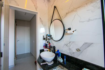 Casa à venda com 72m², 2 quartos e 3 vagasBanheiro da Suíte 2