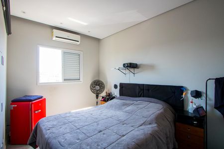 Casa à venda com 72m², 2 quartos e 3 vagasSuíte 2