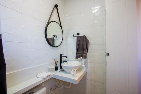 Casa à venda com 72m², 2 quartos e 3 vagasBanheiro da Suíte 1