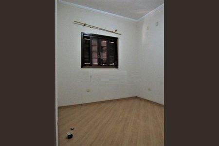 Casa à venda com 3 quartos, 260m² em Utinga, Santo André
