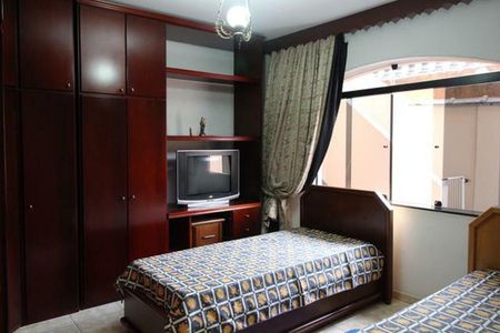 Casa à venda com 250m², 4 quartos e 3 vagas