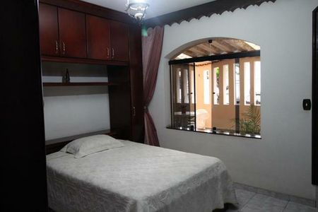 Casa à venda com 250m², 4 quartos e 3 vagas