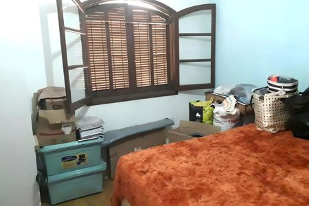 Casa à venda com 5 quartos, 300m² em Parque das Nações, Santo André