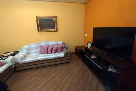 Casa à venda com 202m², 3 quartos e 3 vagas