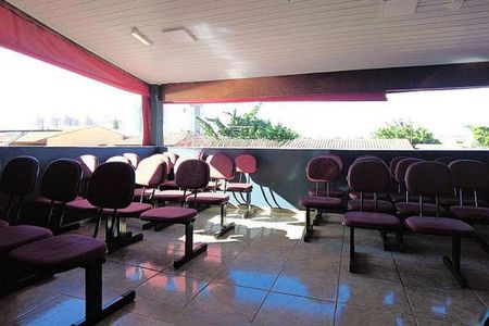 Casa à venda com 100m², 3 quartos e 2 vagas