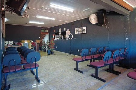 Casa à venda com 100m², 3 quartos e 2 vagas