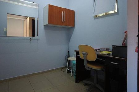 Casa à venda com 100m², 3 quartos e 2 vagas