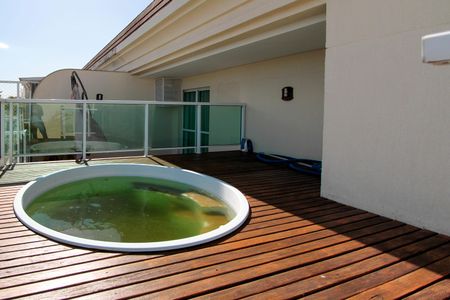 Apartamento para alugar com 208m², 3 quartos e 3 vagas Apartamento para alugar com 208m², 3 quartos e 3 vagasTerraço