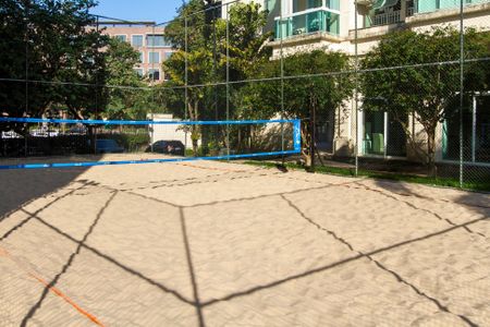 Apartamento para alugar com 208m², 3 quartos e 3 vagas Apartamento para alugar com 208m², 3 quartos e 3 vagasQuadra