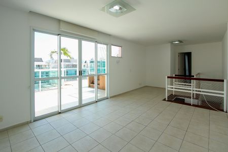 Apartamento para alugar com 208m², 3 quartos e 3 vagas Apartamento para alugar com 208m², 3 quartos e 3 vagasSala 2