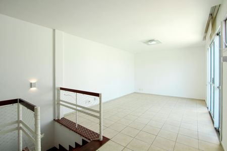 Apartamento para alugar com 208m², 3 quartos e 3 vagas Apartamento para alugar com 208m², 3 quartos e 3 vagasSala 2