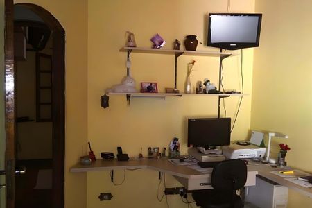 Casa à venda com 217m², 3 quartos e 3 vagas