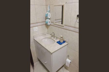 Casa à venda com 124m², 3 quartos e 4 vagas