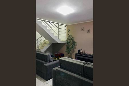 Casa à venda com 124m², 3 quartos e 4 vagas