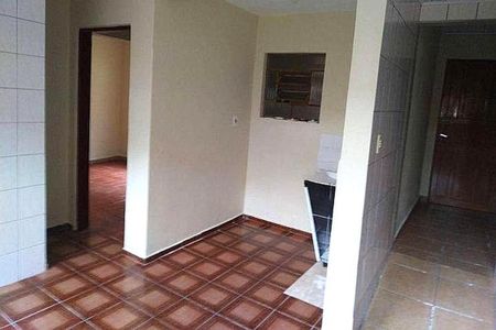 Casa à venda com 240m², 4 quartos e 2 vagas