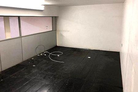 Casa à venda com 240m², 4 quartos e 2 vagas